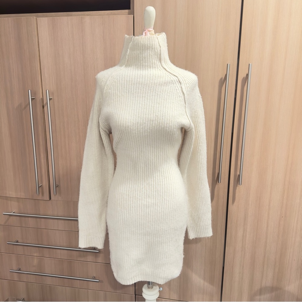 H&M Cream Ribbed Knit Dress